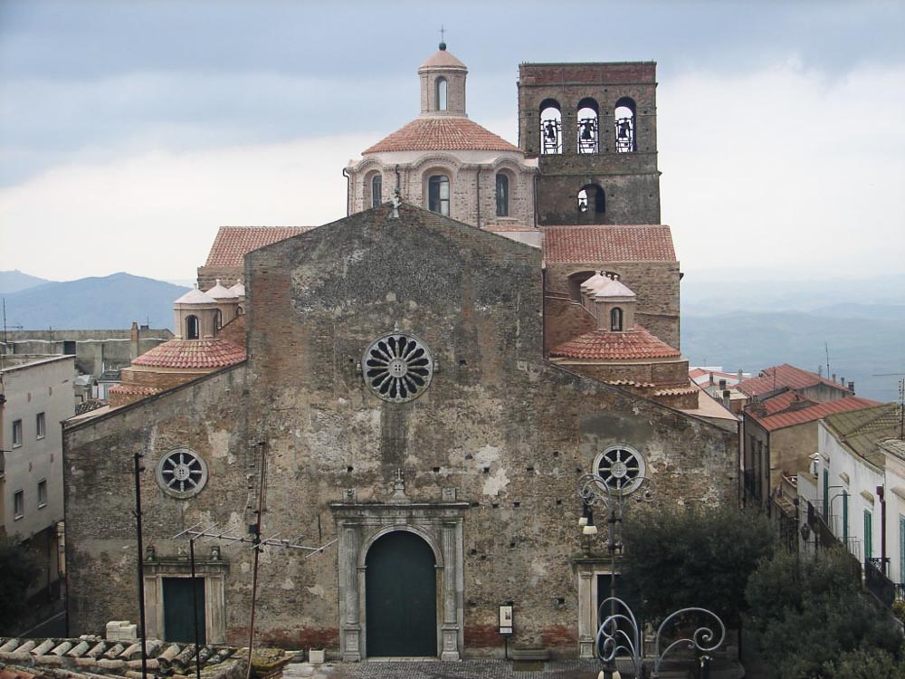 Giovedì 21 luglio nella Chiesa Madre di Ferrandina si terrà la presentazione dei lavori di restauro degli altari del Legno Santo e di S. Giuseppe. 